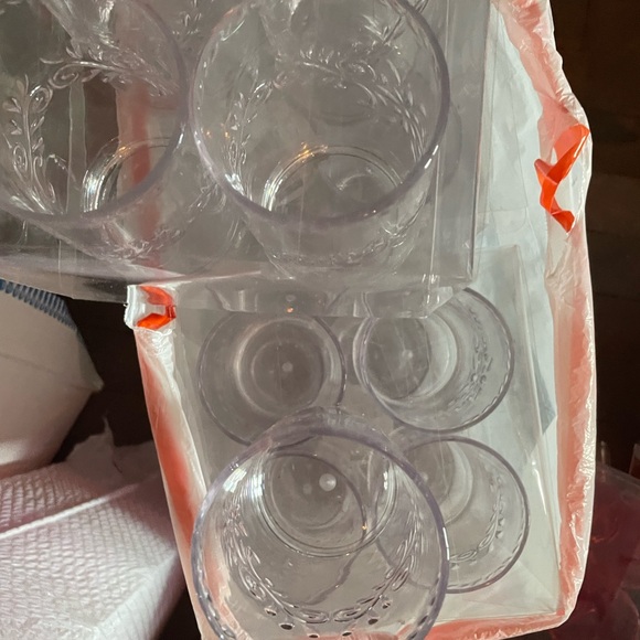 10 BRAND NEW SUMMER CLEAR BPA FREE TUMBLERS SETS OF 4 - Picture 3 of 11
